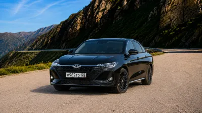 Chery Arrizo 8